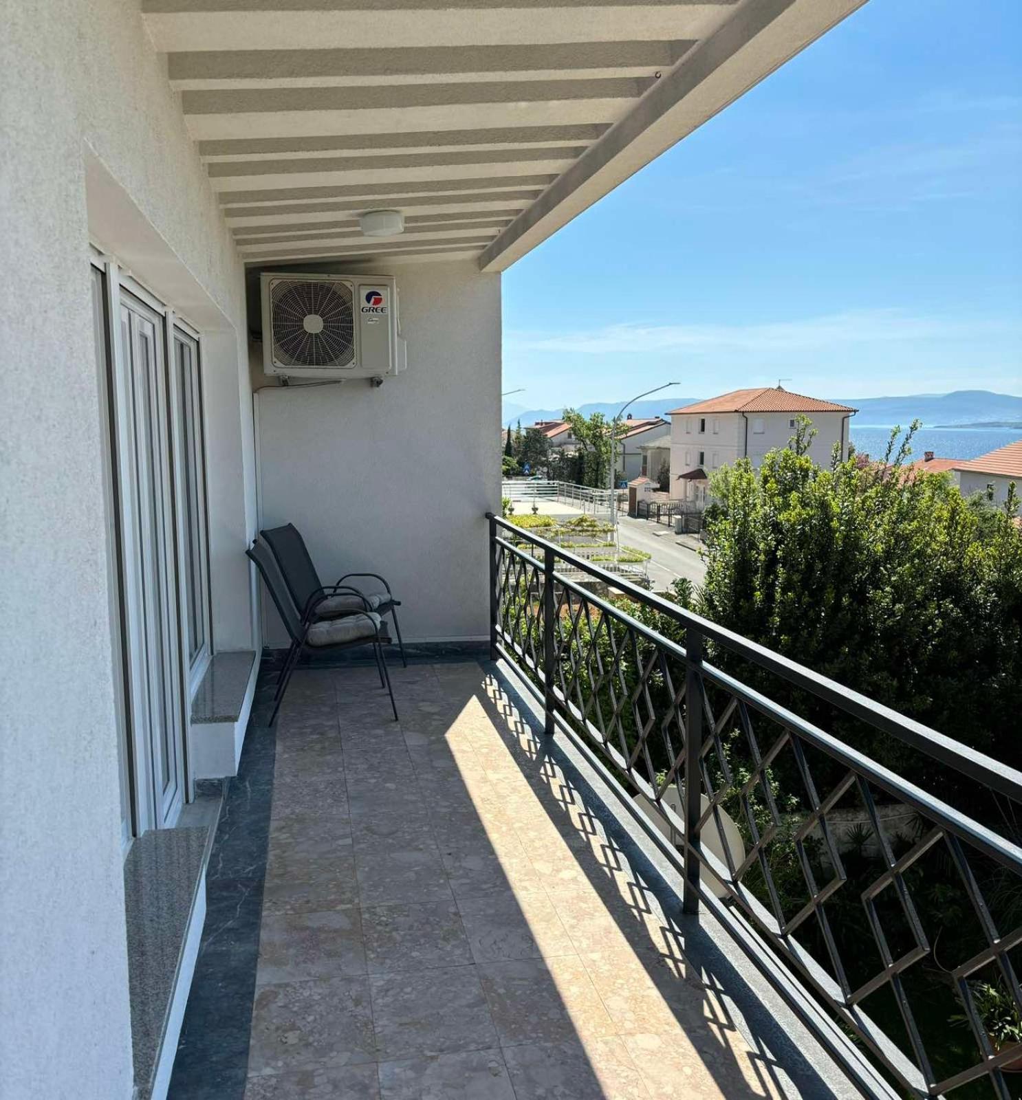 Helen Apartments Crikvenica Extérieur photo